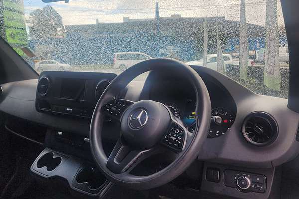 2020 Mercedes-Benz Sprinter 319CDI VS30