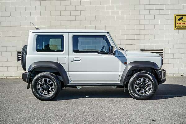 2025 Suzuki Jimny GLX GJ