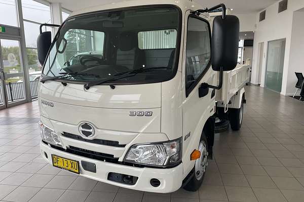 2022 Hino 300 Series 616 Tipper SWB