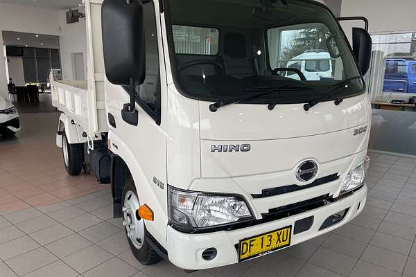 2022 Hino 300 Series 616 Tipper SWB