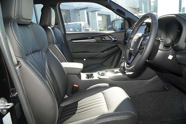 2025 Isuzu MU-X LS-T