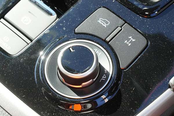 2025 Isuzu MU-X LS-T