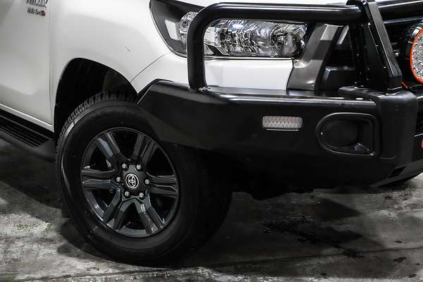 2023 Toyota Hilux SR GUN126R 4X4