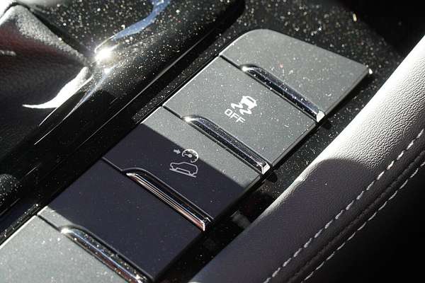 2025 Isuzu MU-X LS-T