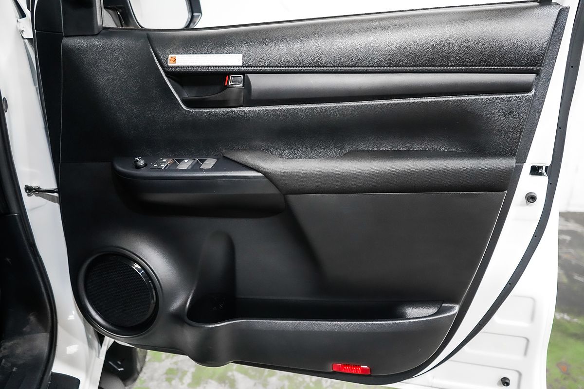2023 Toyota Hilux SR GUN126R 4X4