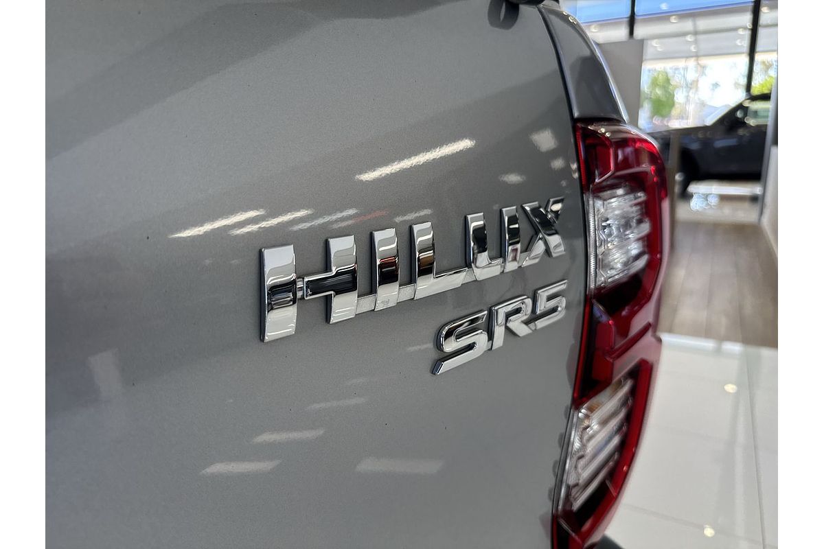 2022 Toyota Hilux SR5 GUN126R 4X4