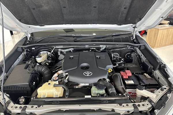 2022 Toyota Hilux SR5 GUN126R 4X4