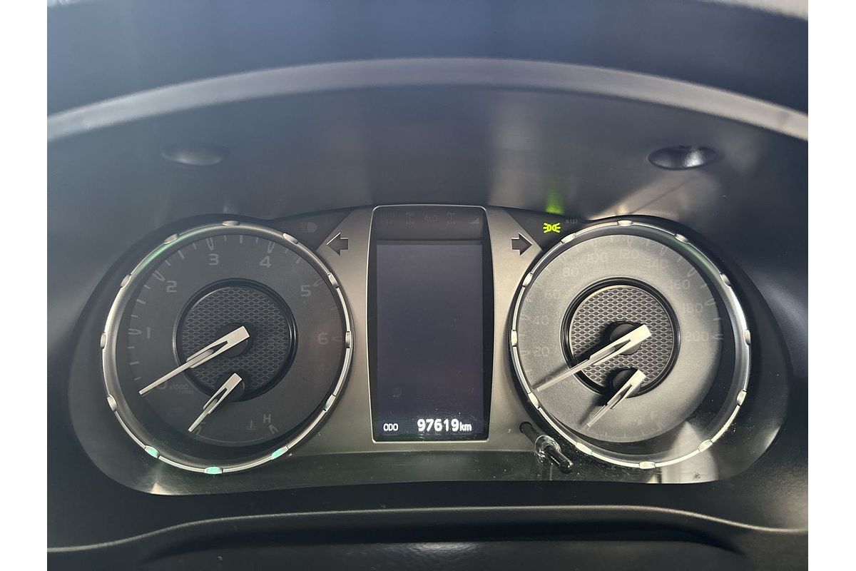 2022 Toyota Hilux SR5 GUN126R 4X4