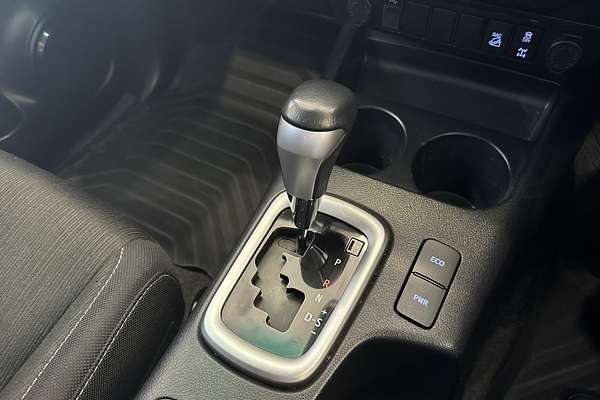 2022 Toyota Hilux SR5 GUN126R 4X4