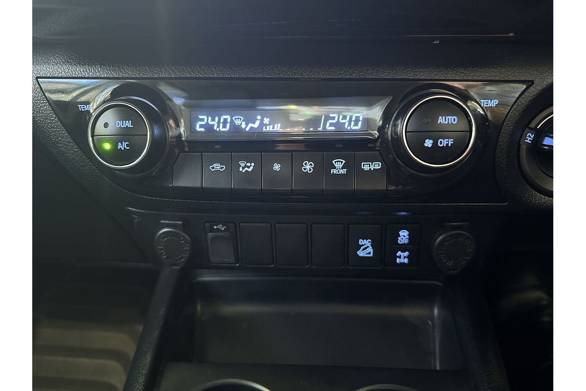 2022 Toyota Hilux SR5 GUN126R 4X4