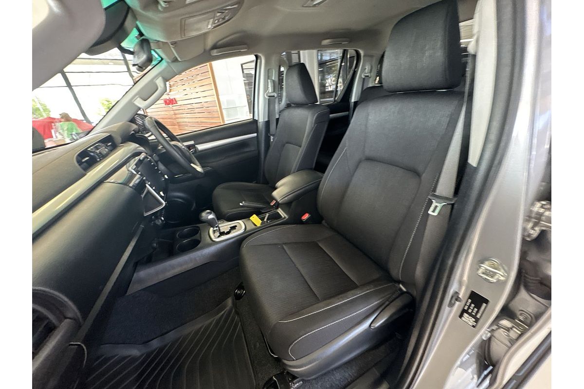 2022 Toyota Hilux SR5 GUN126R 4X4