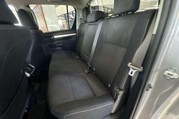 2022 Toyota Hilux SR5 GUN126R 4X4