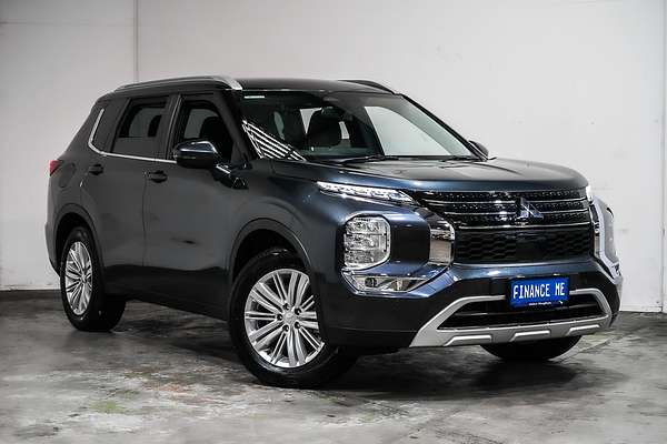 2025 Mitsubishi Outlander LS ZM