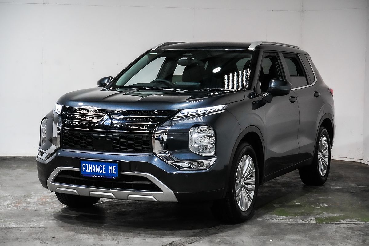 2025 Mitsubishi Outlander LS ZM