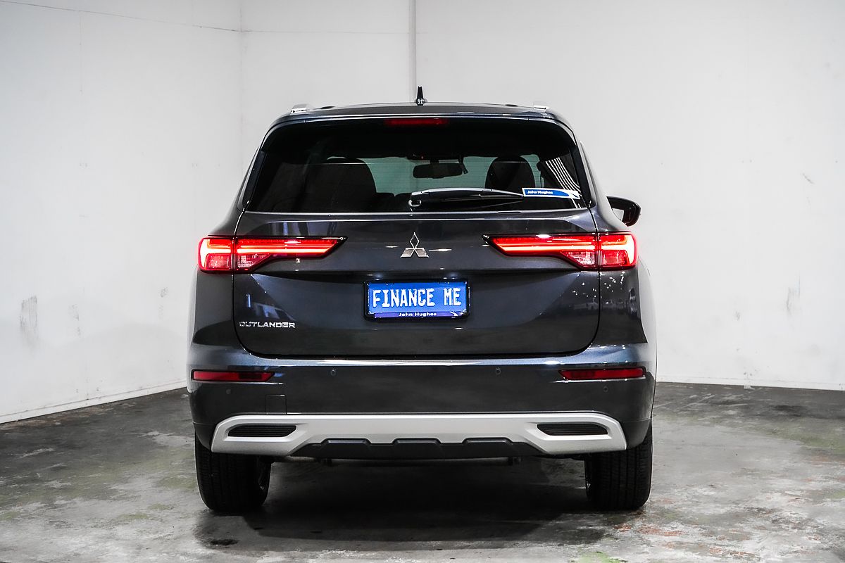 2025 Mitsubishi Outlander LS ZM