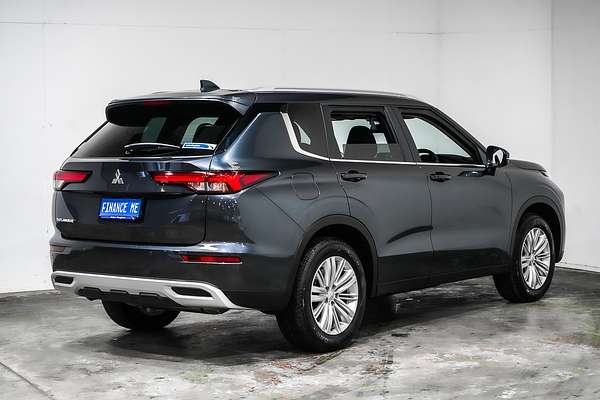 2025 Mitsubishi Outlander LS ZM