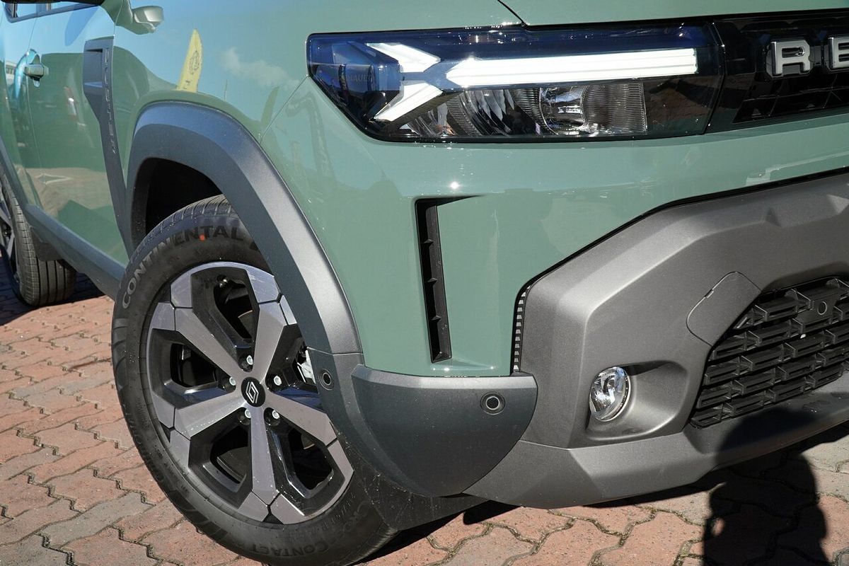 2025 Renault Duster Techno X1311