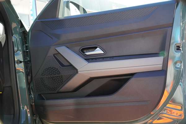 2025 Renault Duster Techno X1311