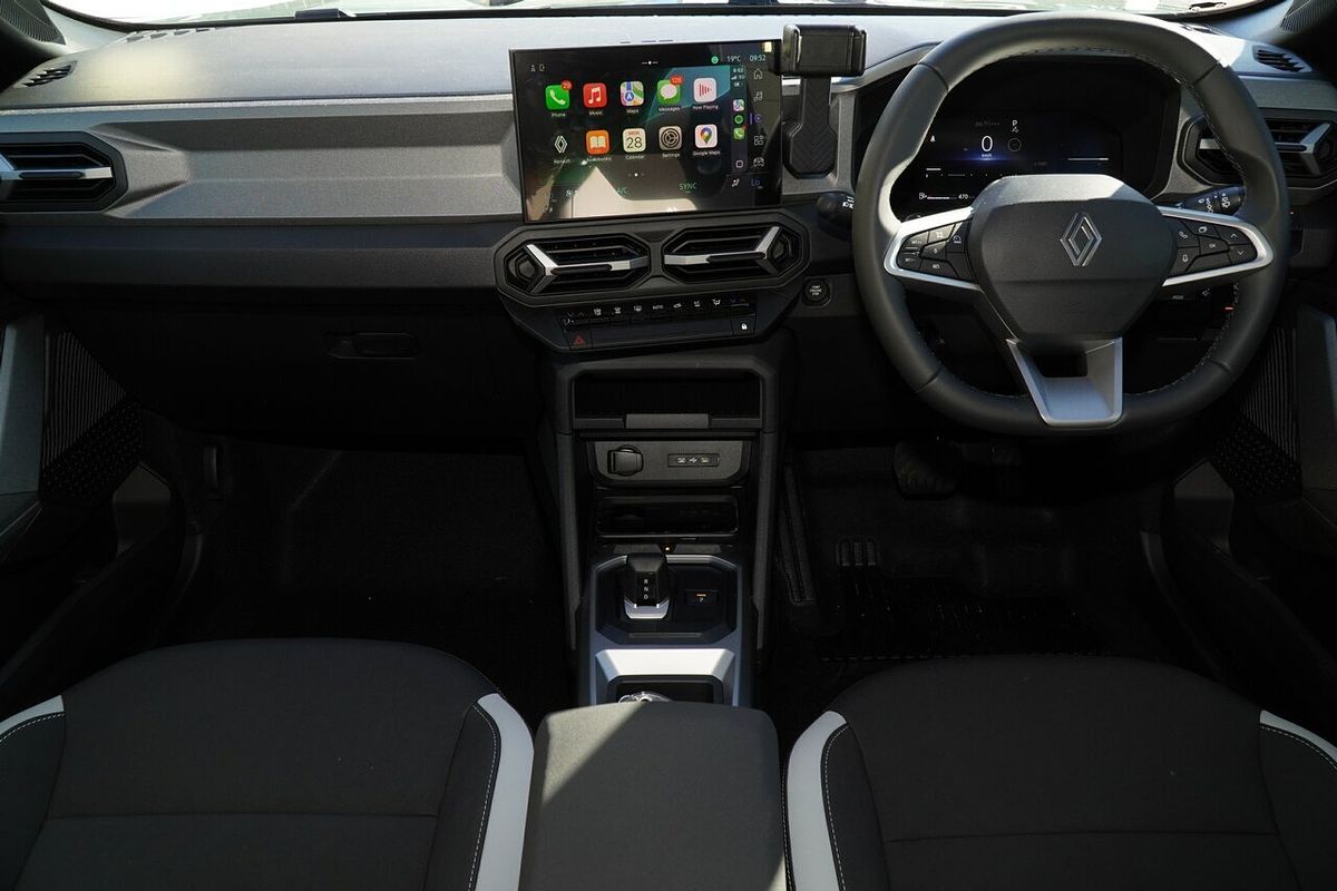 2025 Renault Duster Techno X1311