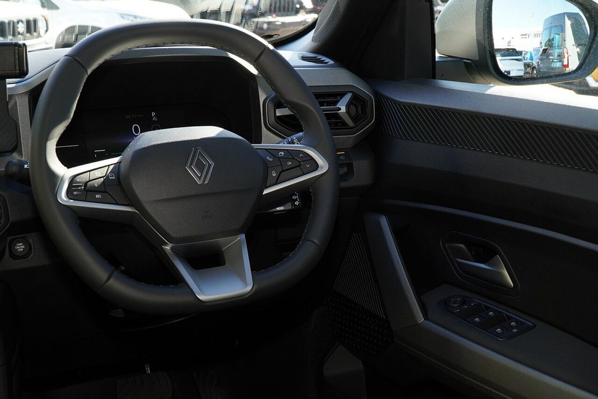 2025 Renault Duster Techno X1311