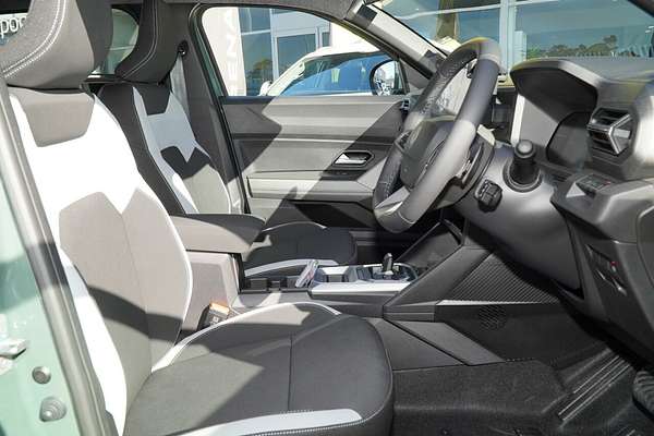 2025 Renault Duster Techno X1311