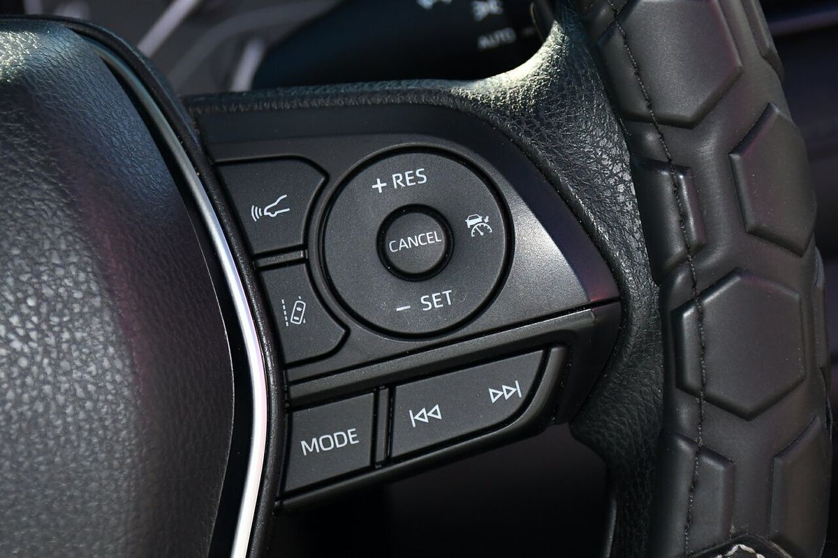 2024 Toyota Camry Ascent AXVH70R