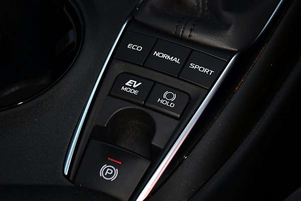 2024 Toyota Camry Ascent AXVH70R