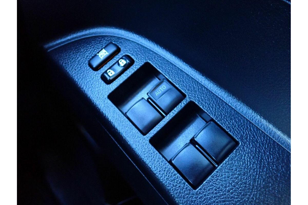 2013 Toyota Kluger Altitude GSU40R