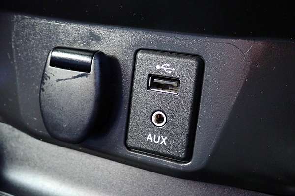 2015 Nissan X-TRAIL ST-L T32