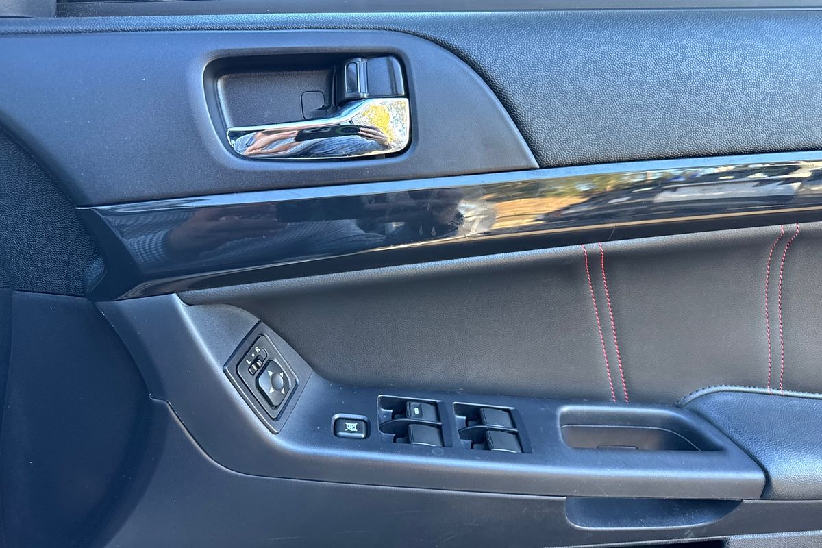 2017 Mitsubishi Lancer Black Edition CF