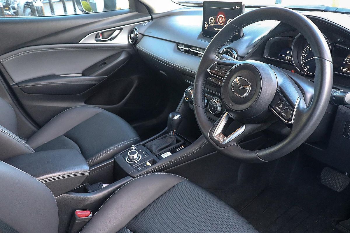 2022 Mazda CX-3 sTouring DK