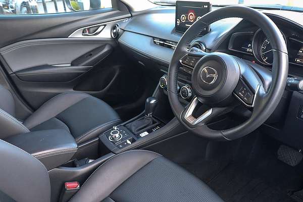 2022 Mazda CX-3 sTouring DK