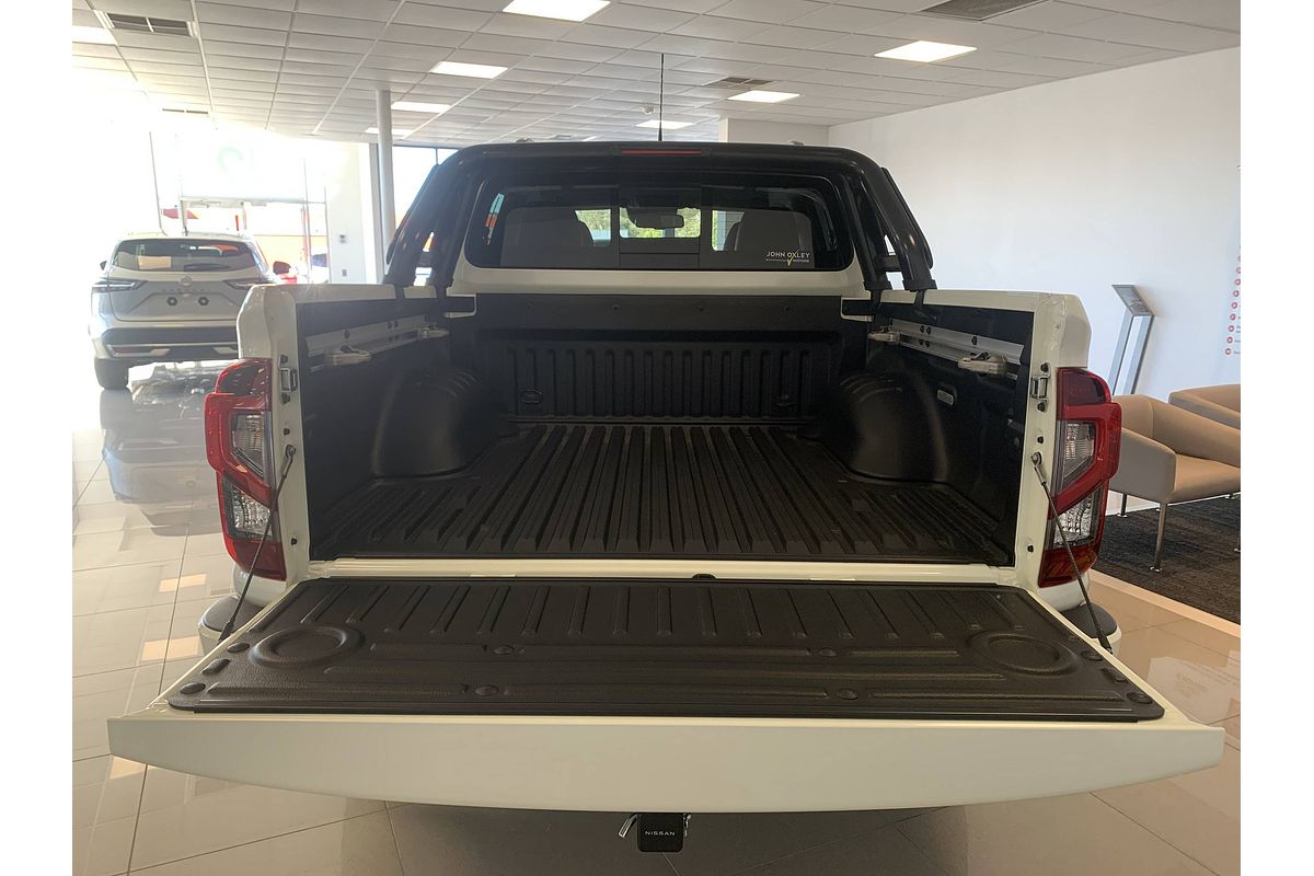 2025 Nissan Navara PRO-4X D23 4X4
