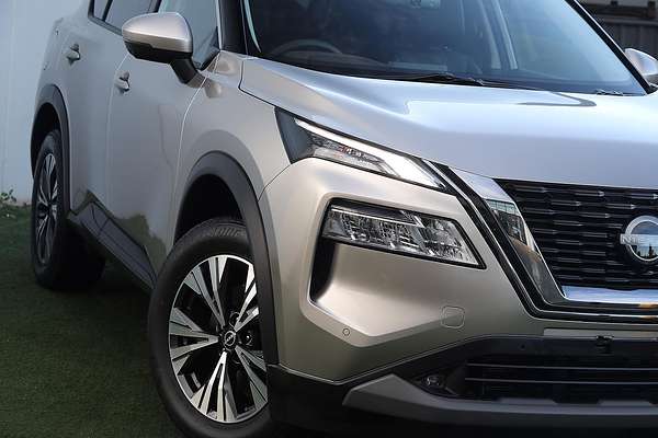 2024 Nissan X-TRAIL ST-L T33
