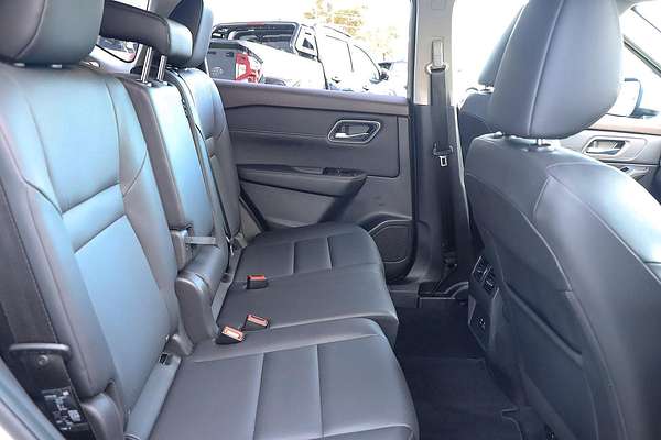 2024 Nissan X-TRAIL ST-L T33