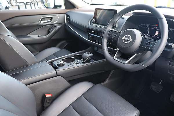 2024 Nissan X-TRAIL ST-L T33