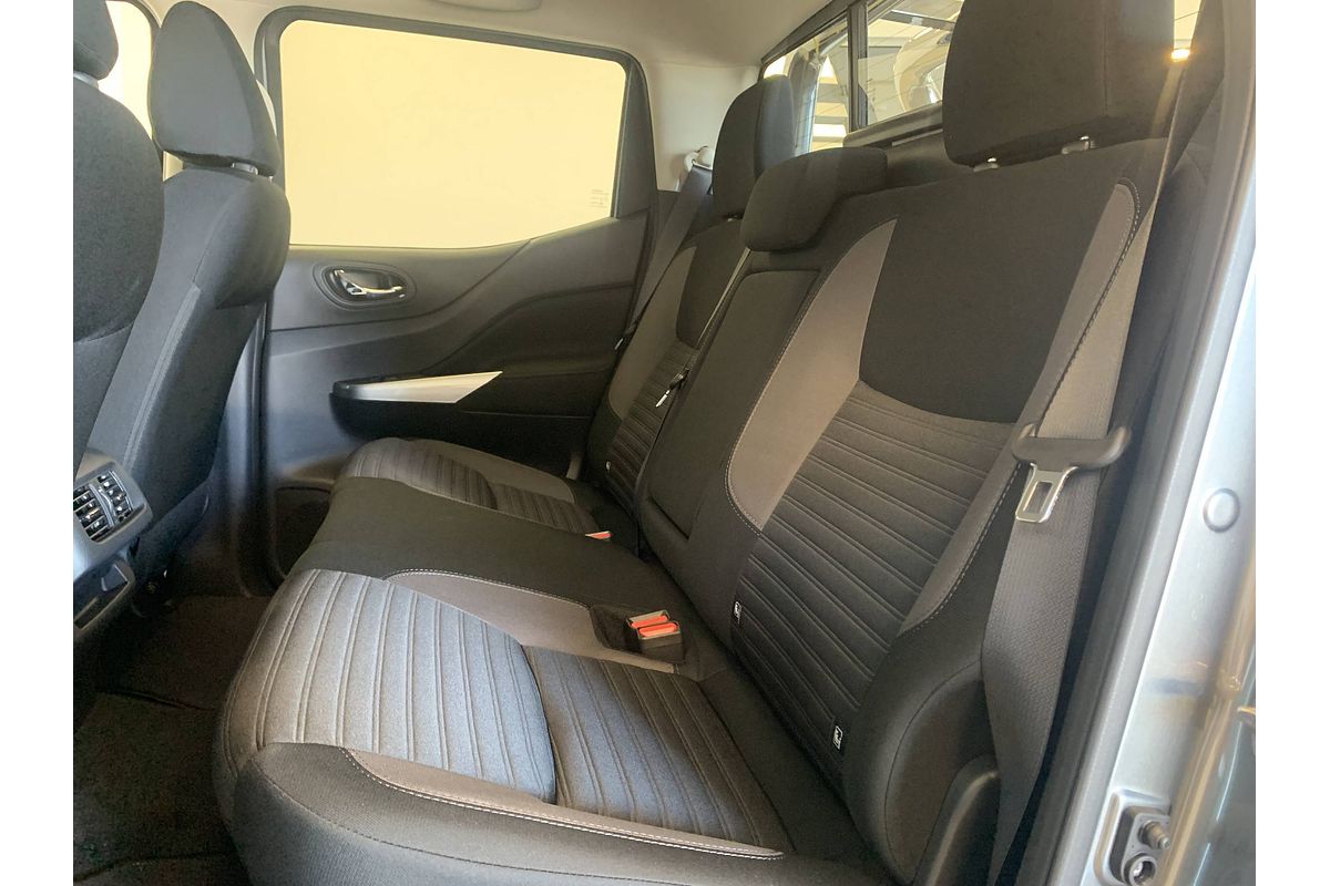 2025 Nissan Navara ST-X D23 4X4
