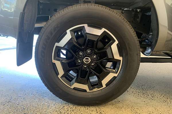2025 Nissan Navara ST-X D23 4X4