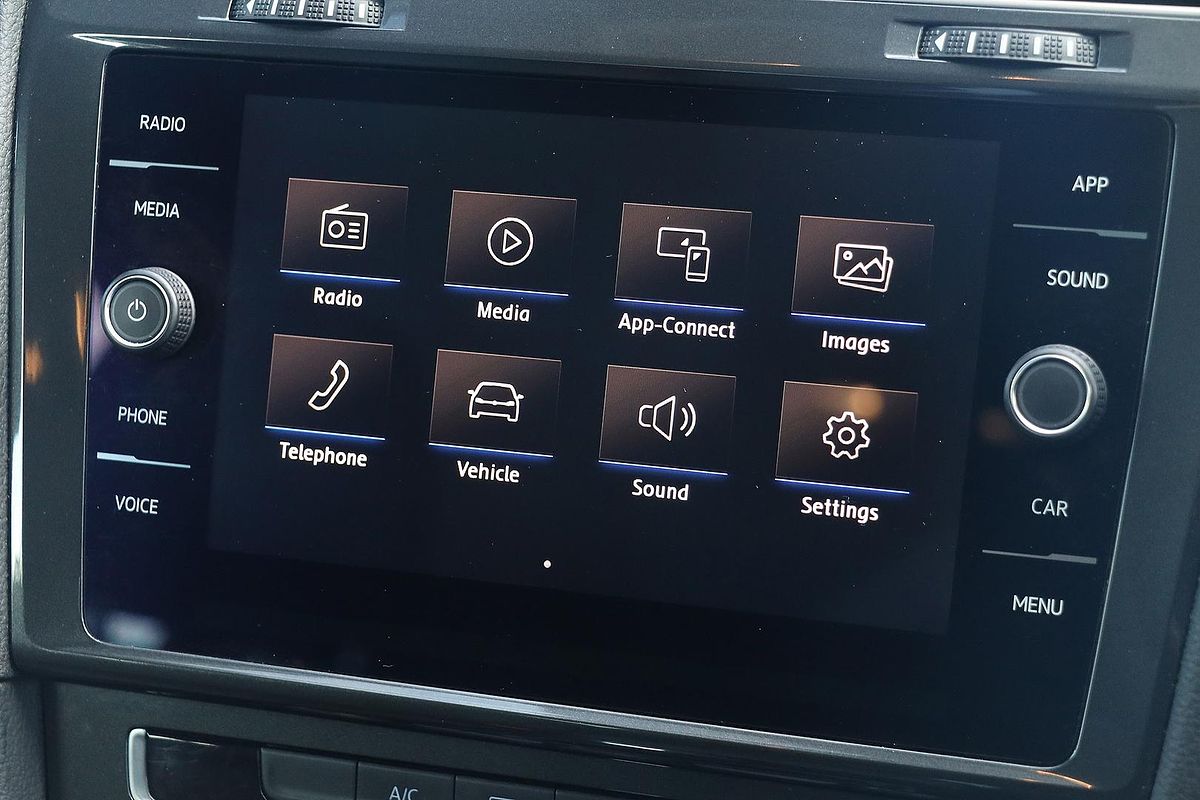 2017 Volkswagen Golf 110TSI Trendline 7.5