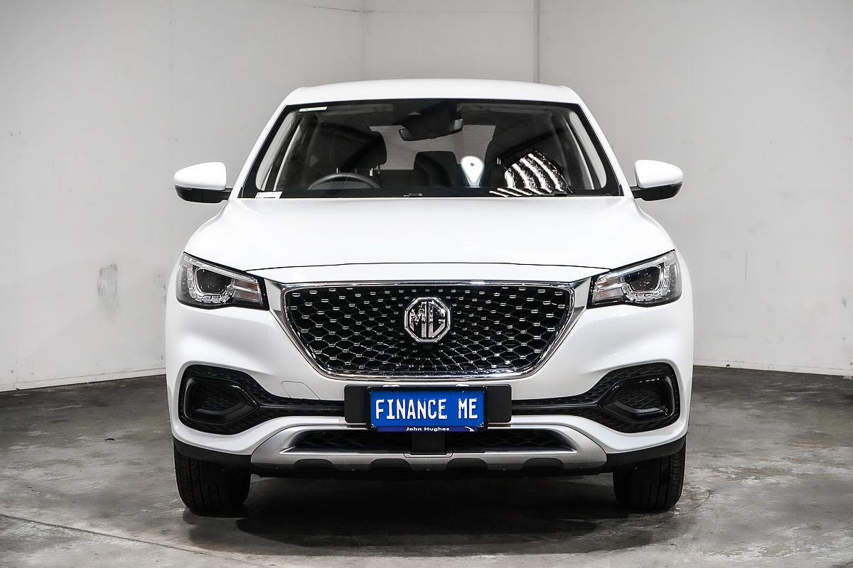 2022 MG HS Core SAS23