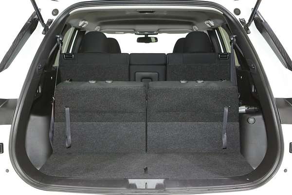 2024 Mitsubishi Outlander LS ZM