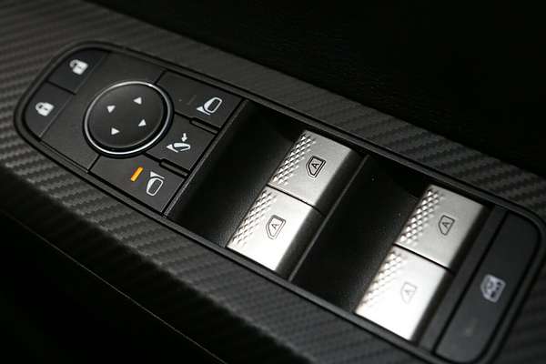 2024 Mitsubishi Outlander LS ZM