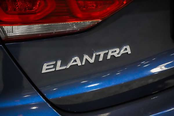 2018 Hyundai Elantra Elite AD