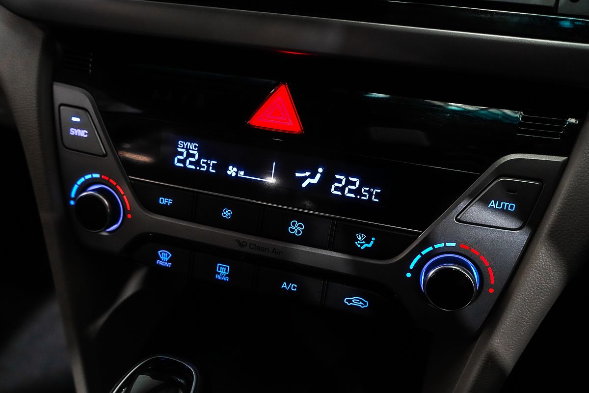 2018 Hyundai Elantra Elite AD