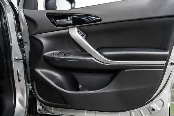 2024 Mitsubishi Eclipse Cross ES YB