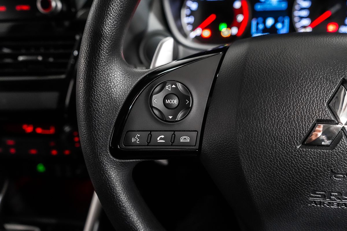 2024 Mitsubishi Eclipse Cross ES YB