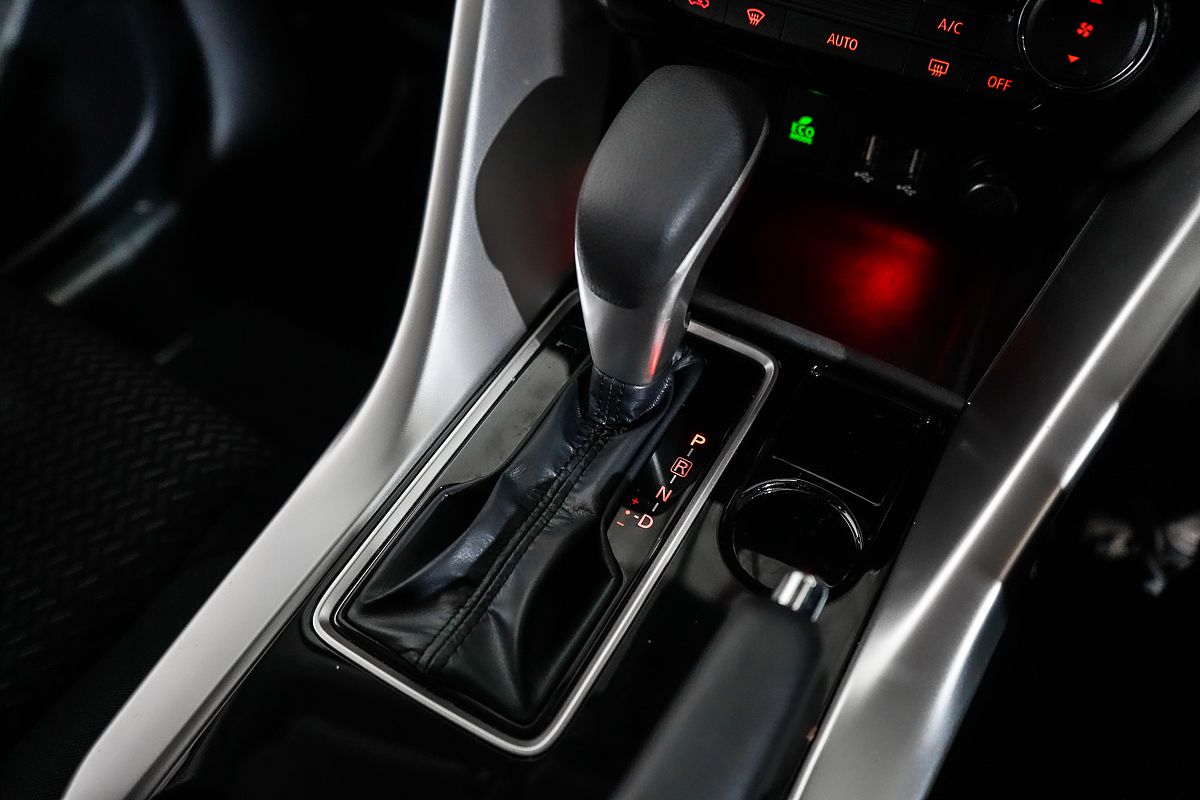 2024 Mitsubishi Eclipse Cross ES YB