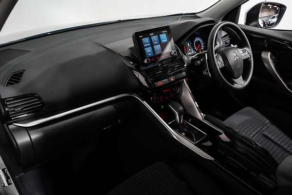2024 Mitsubishi Eclipse Cross ES YB