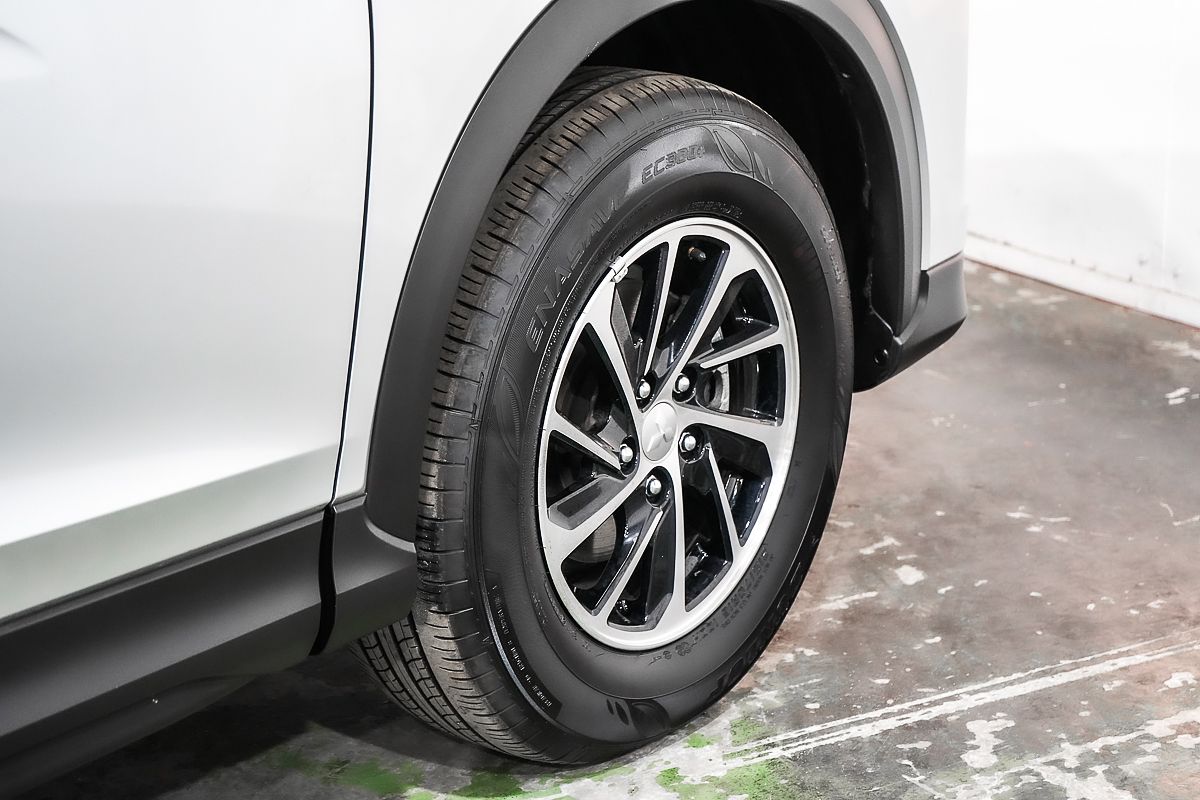 2024 Mitsubishi Eclipse Cross ES YB