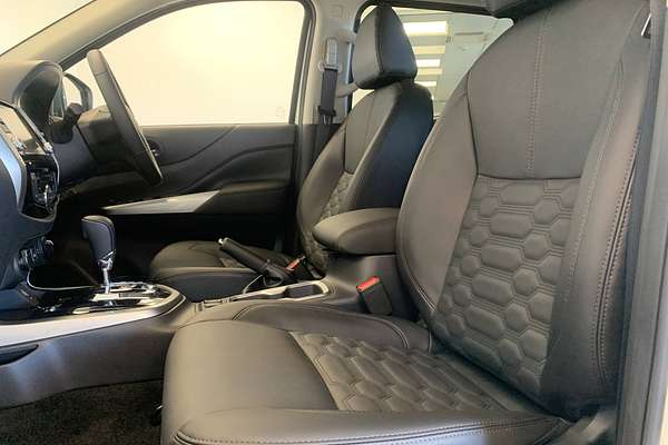 2025 Nissan Navara ST-X D23 4X4